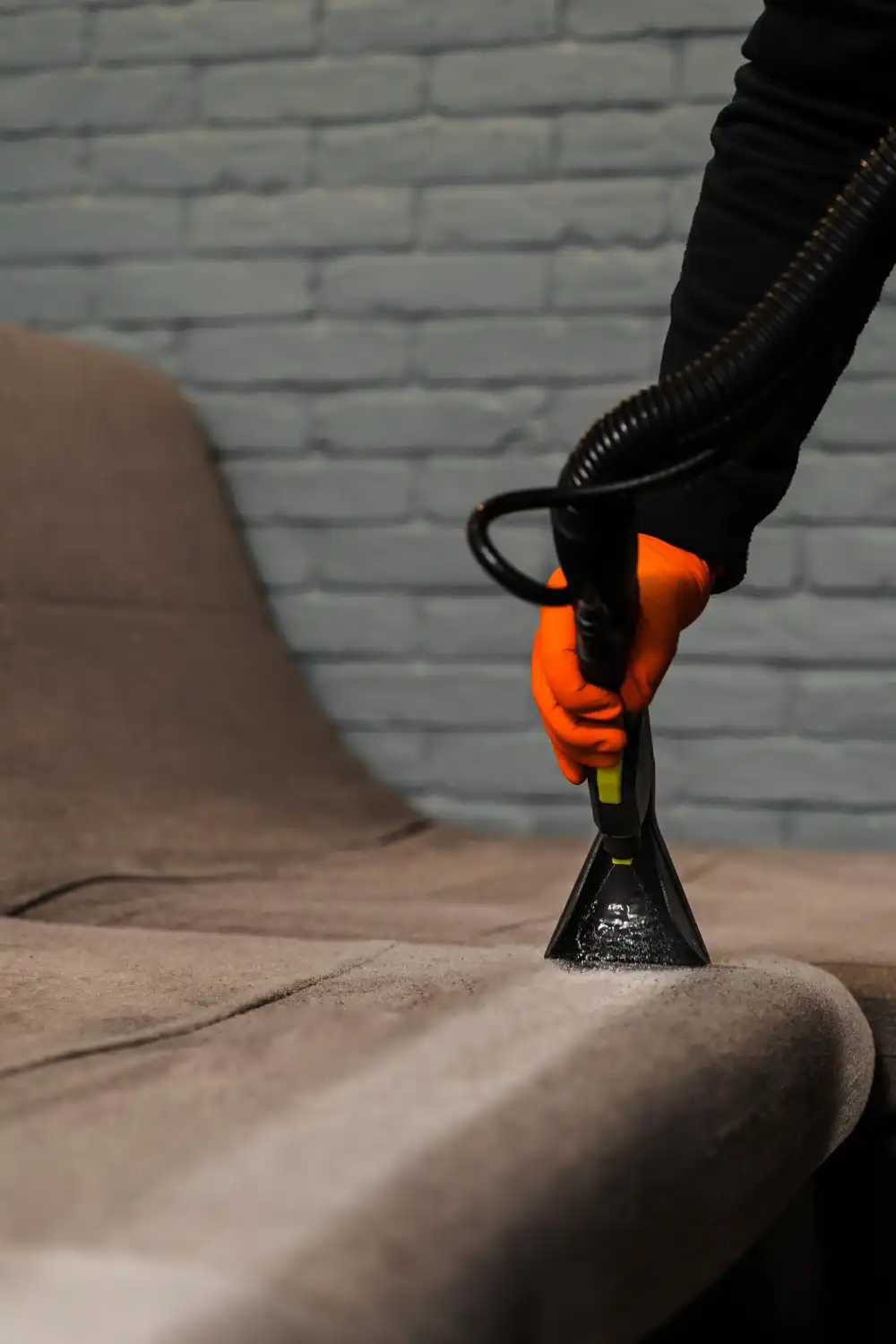 Car showroom cleaning Victoria